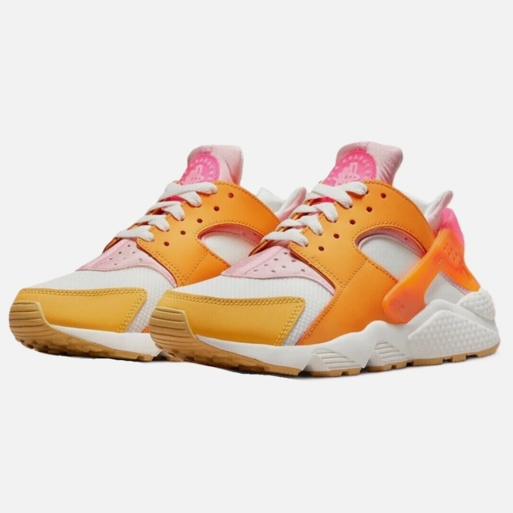 Women's AIR HUARACHE BY NIKE